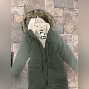 Abercrombie coat removable fur hood